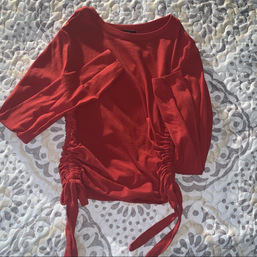 Long sleeve tie side top